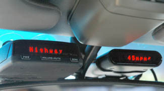 BEL (Beltronics) STi Driver with Escort Passport SC55 warns of red light cameras